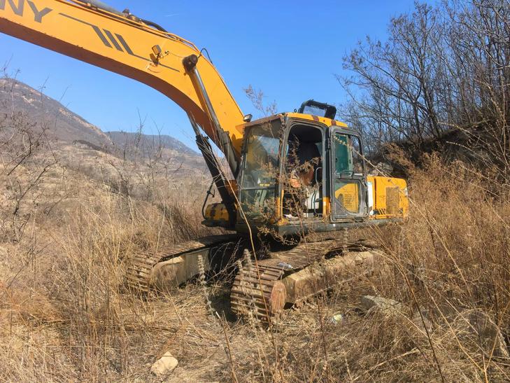 Buy Sany SY215C-8 Used Excavator / 1