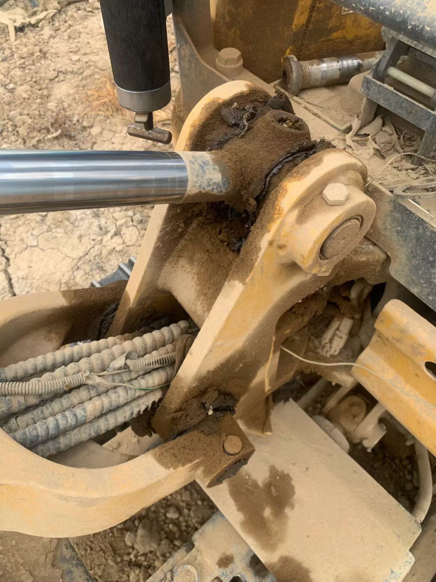 Buy XCMG XE15 Used Excavator / 6