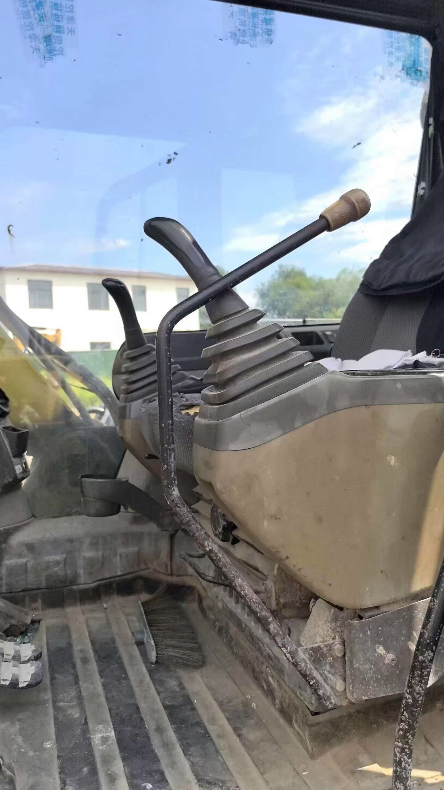 Buy Sumitomo SH80-6 Used Excavator / 9