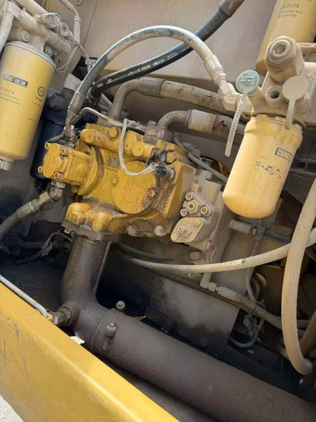 Buy Caterpillar 323D2L Used Excavator / 2