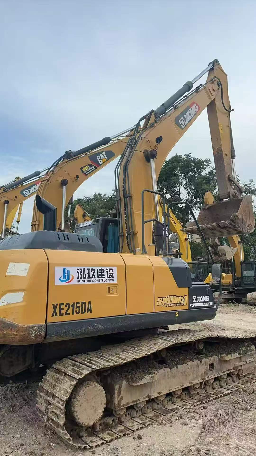 Buy XCMG XE215 Used Excavator / 3