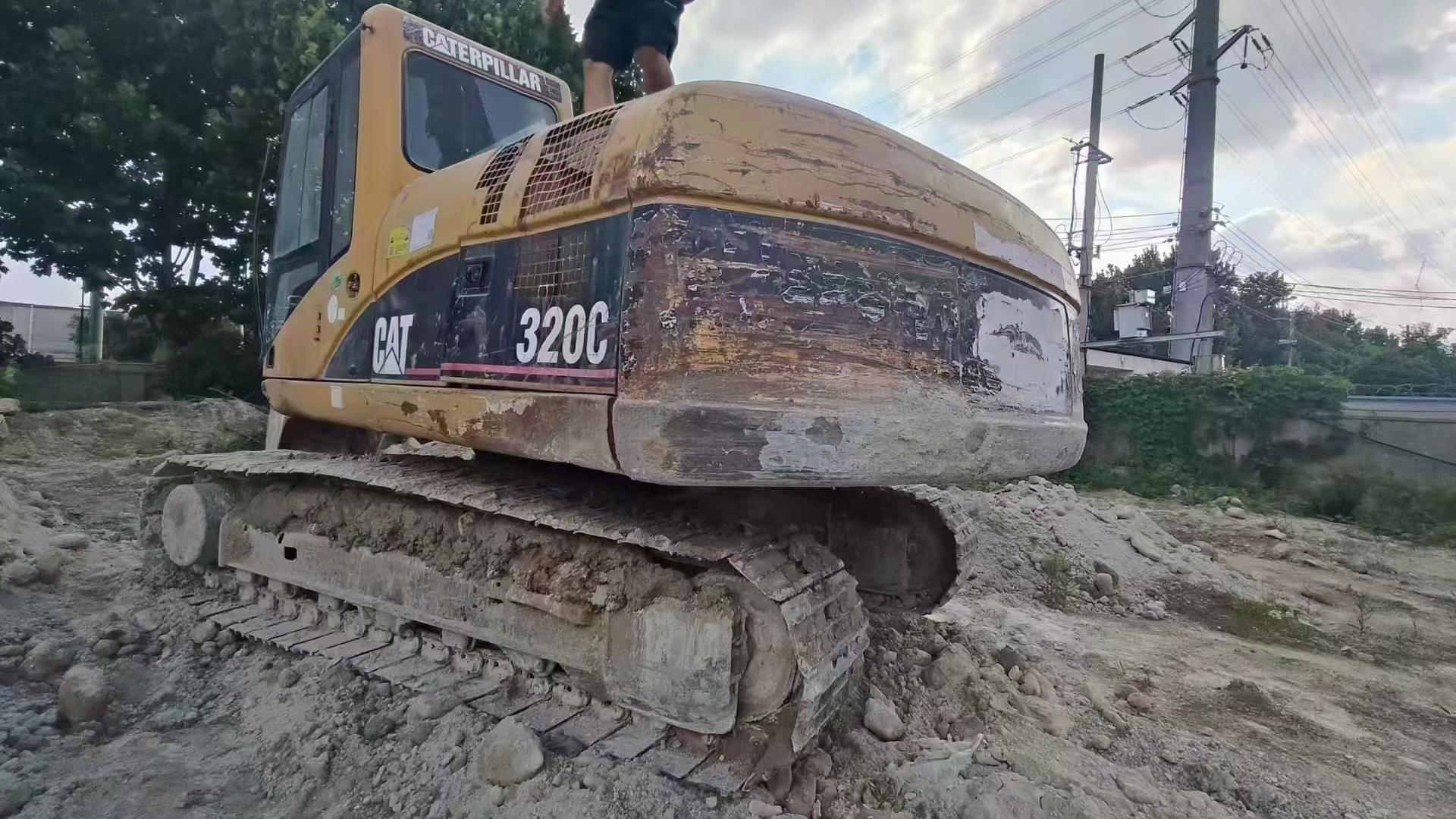 Buy Caterpillar 320C Used Excavator / 5