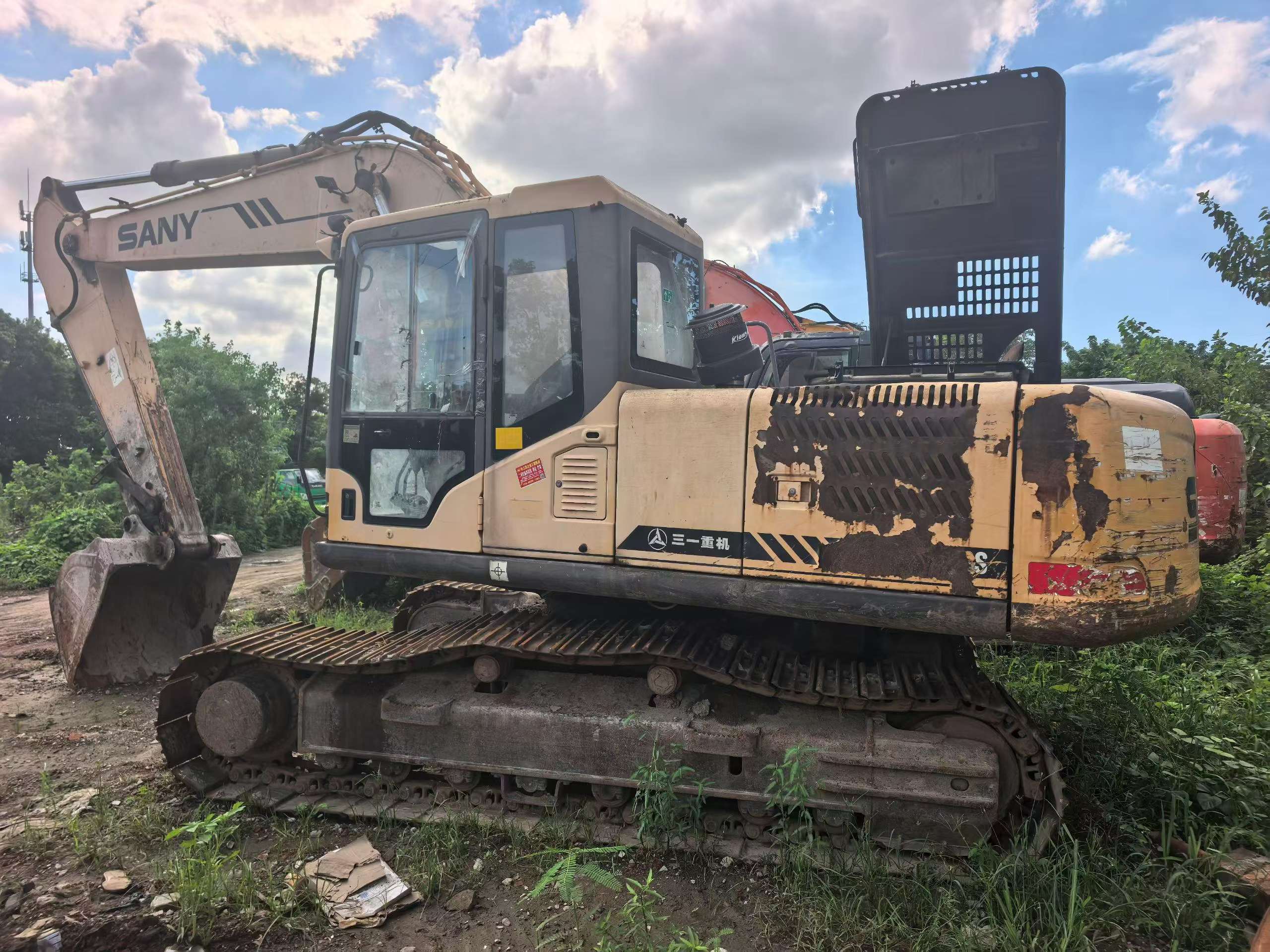 Buy Sany SY215C Used Excavator / 5