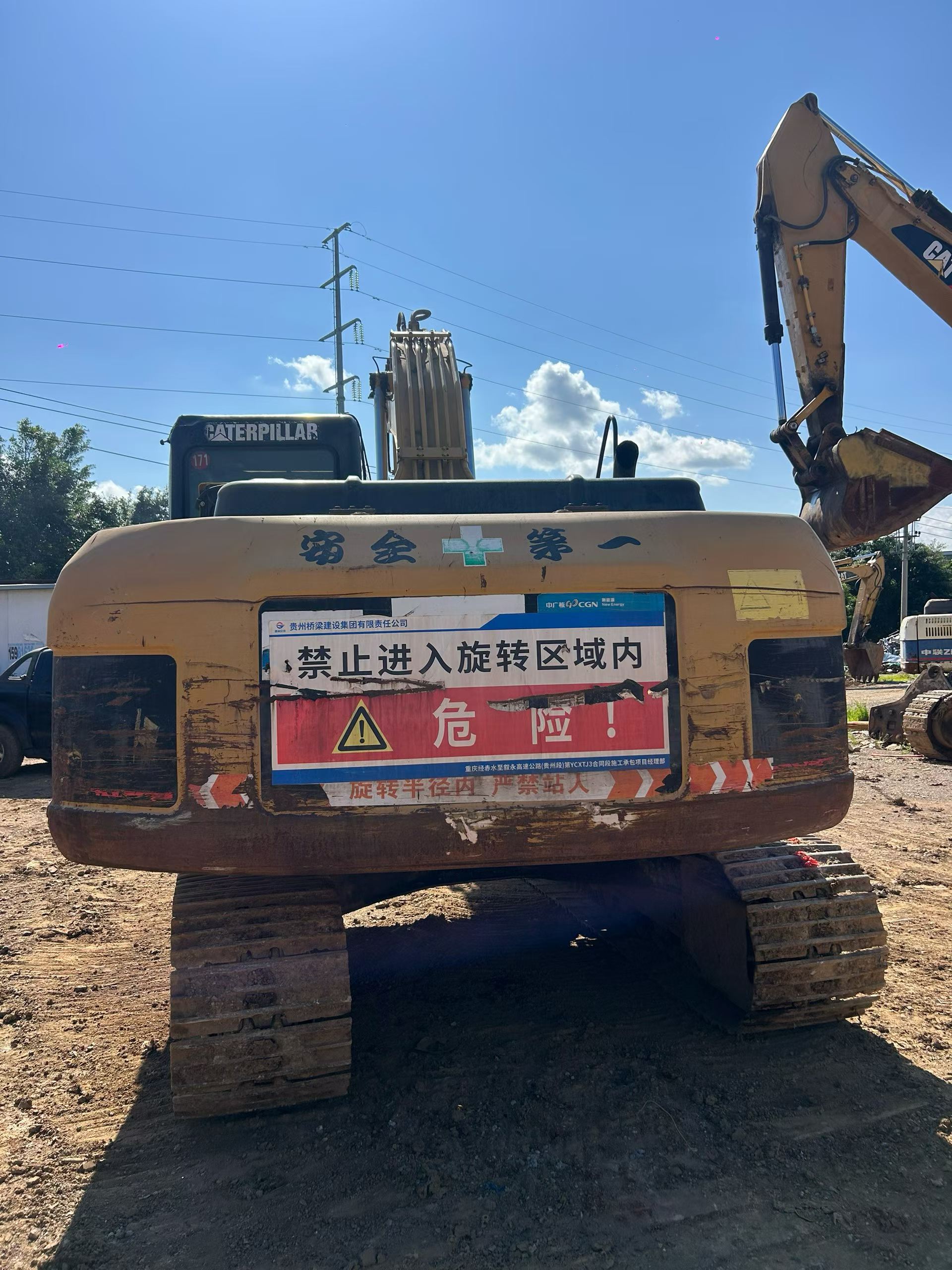 Buy Caterpillar 320D Used Excavator / 6
