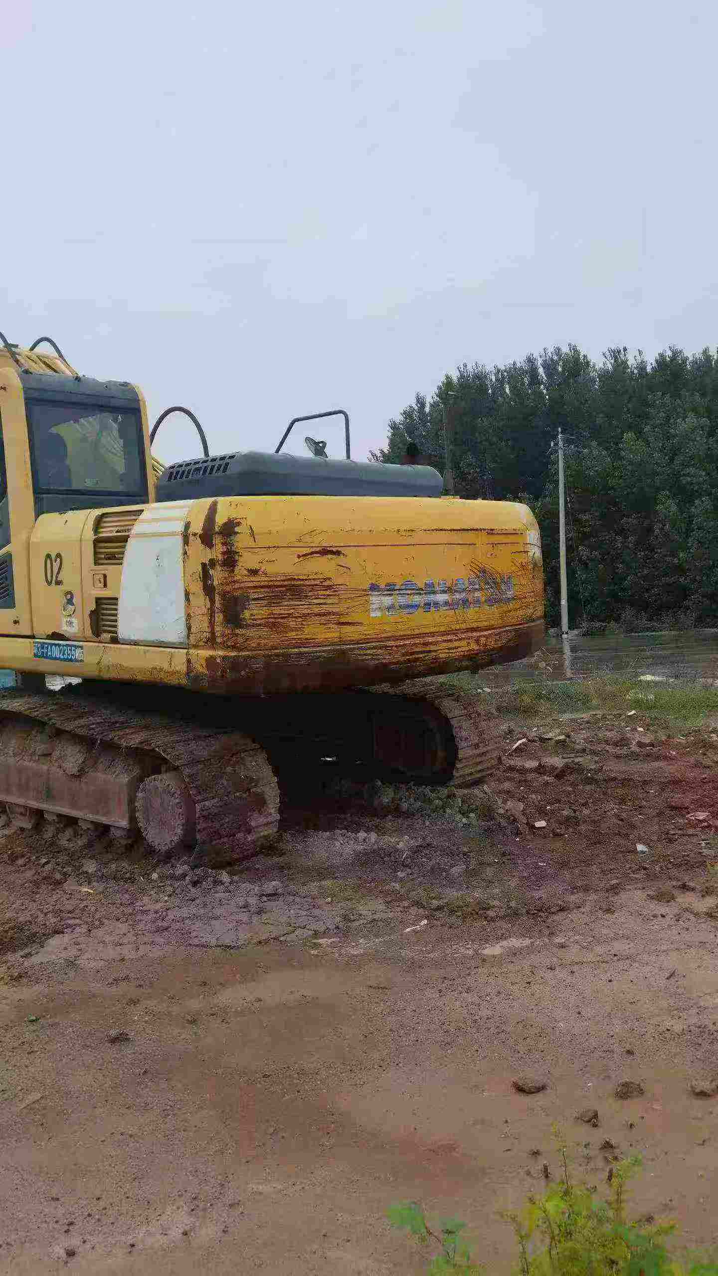 Buy Komatsu PC220 Used Excavator / 3
