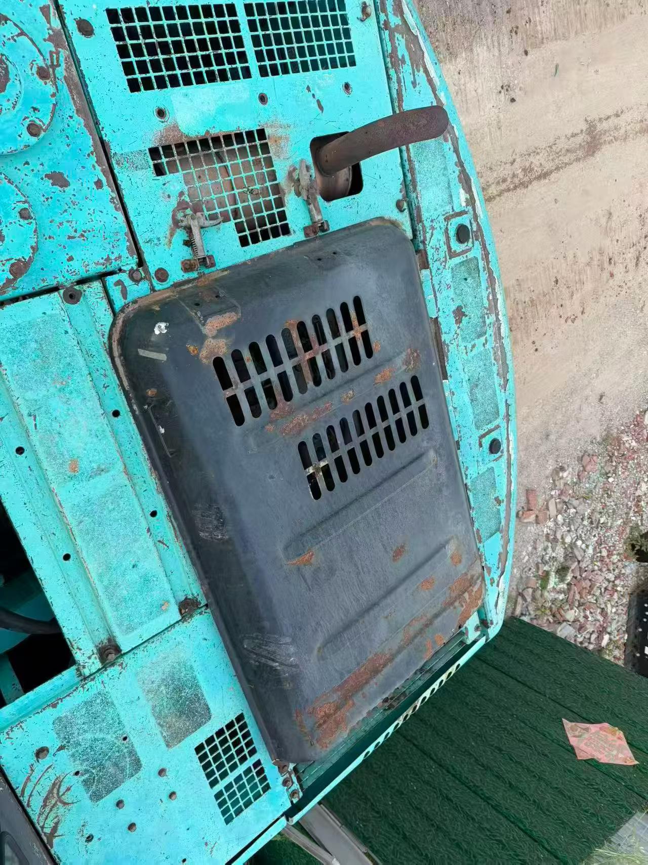Buy Kobelco SK210-6E Used Excavator / 8