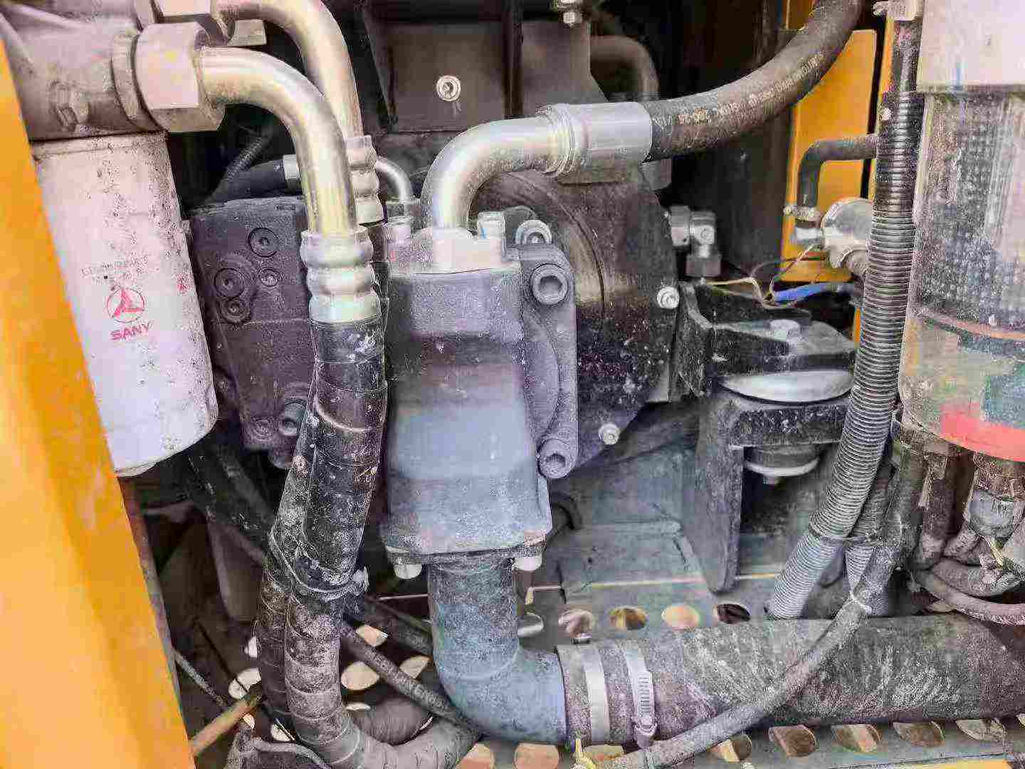 Buy Sany SY85 Used Excavator / 6