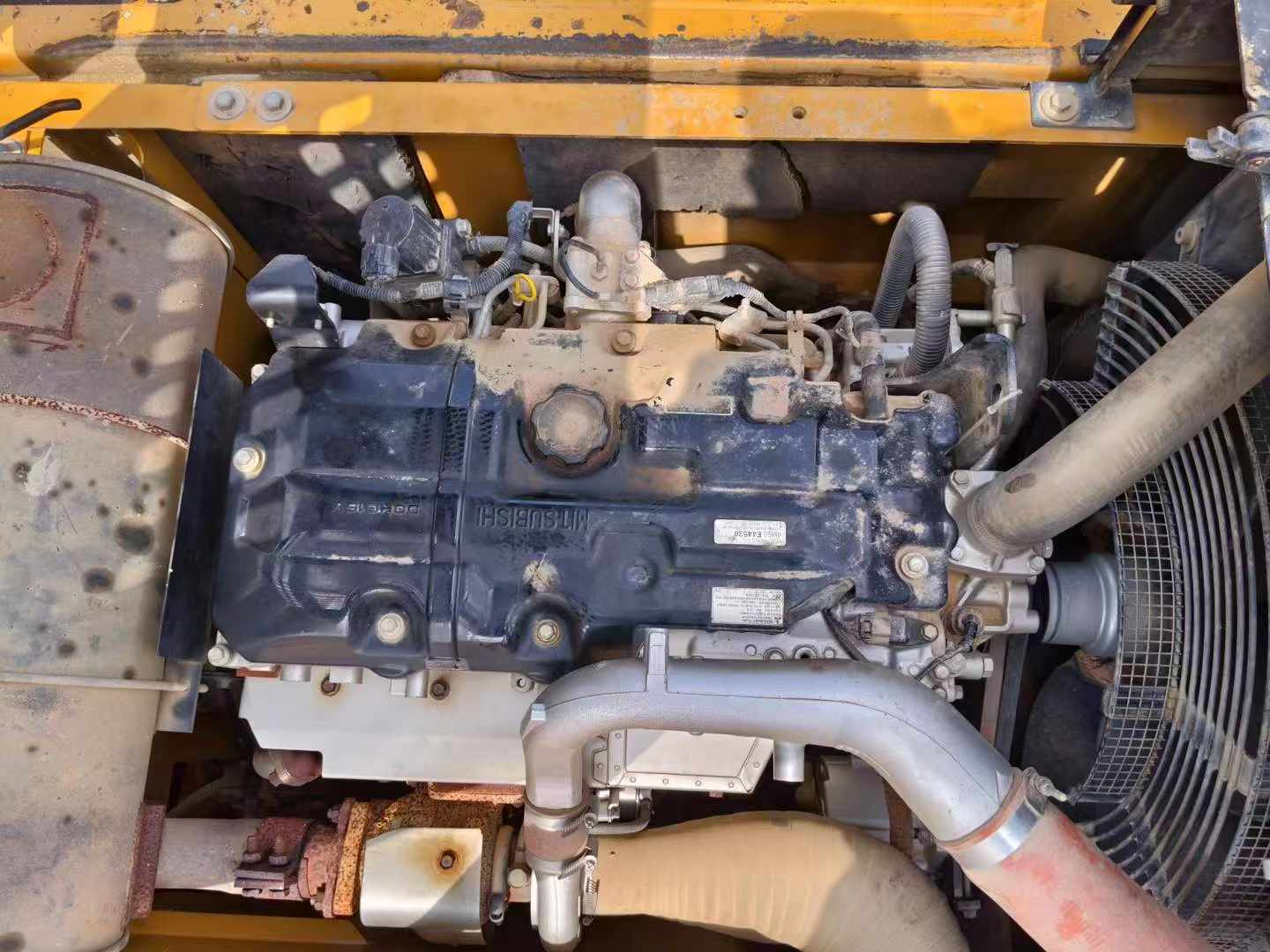 Buy Sany SY205C Used Excavator / 3
