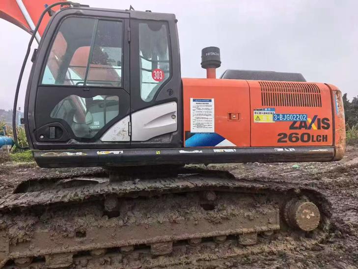 Buy Hitachi ZX260-3G Used Excavator / 1