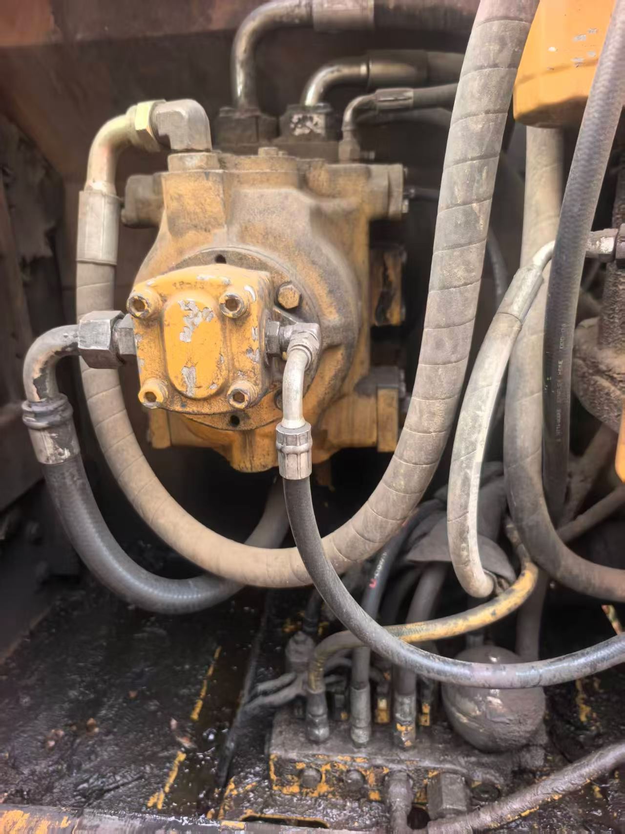 Buy Caterpillar 320B Used Excavator / 5