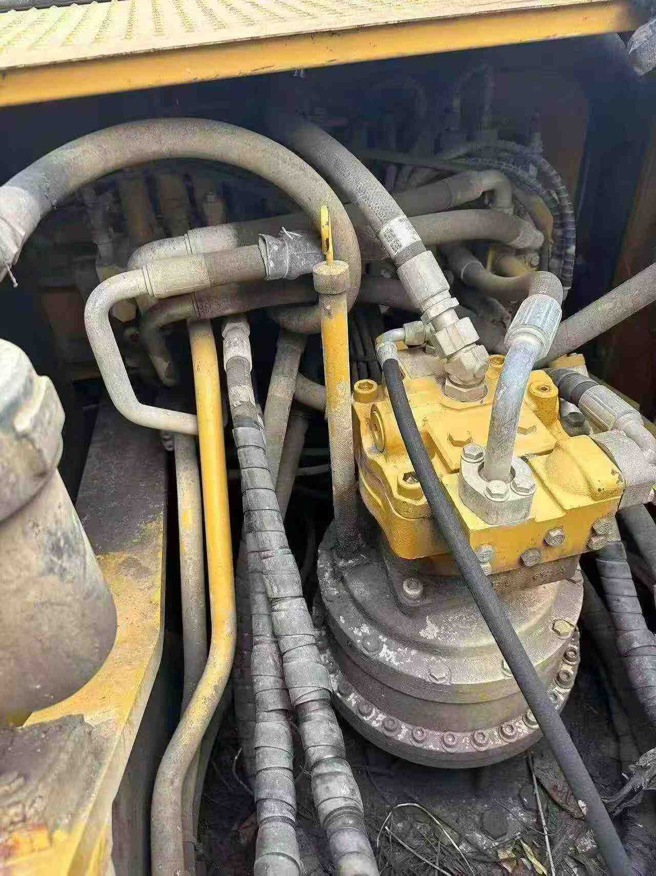 Buy Caterpillar 326DL Used Excavator / 2