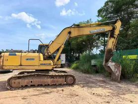Buy Komatsu PC200-7 Used Excavator / 2 Buy Komatsu PC200-7 Used Excavator / 2