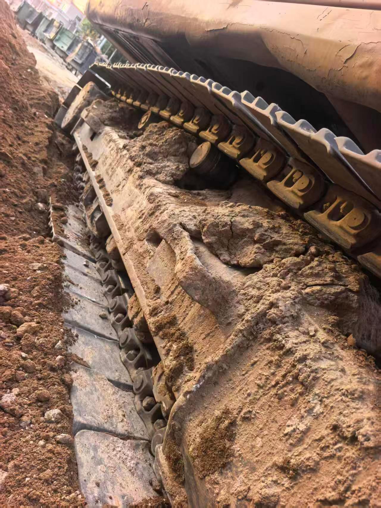 Buy Caterpillar 320B Used Excavator / 3