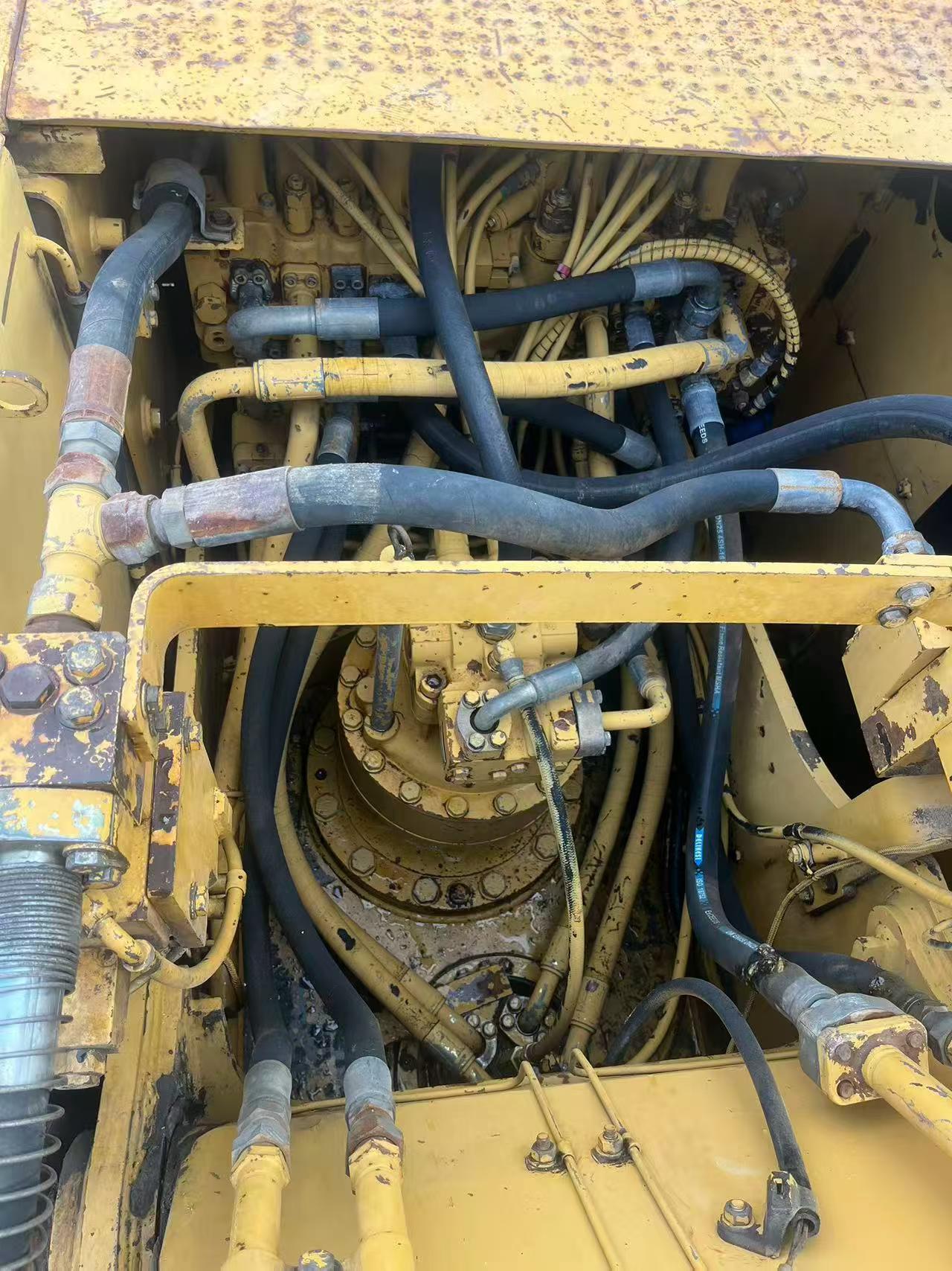 Buy Caterpillar 320D Used Excavator / 3