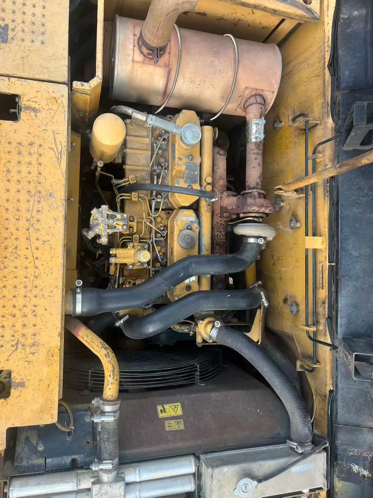 Buy Caterpillar 320D Used Excavator / 4