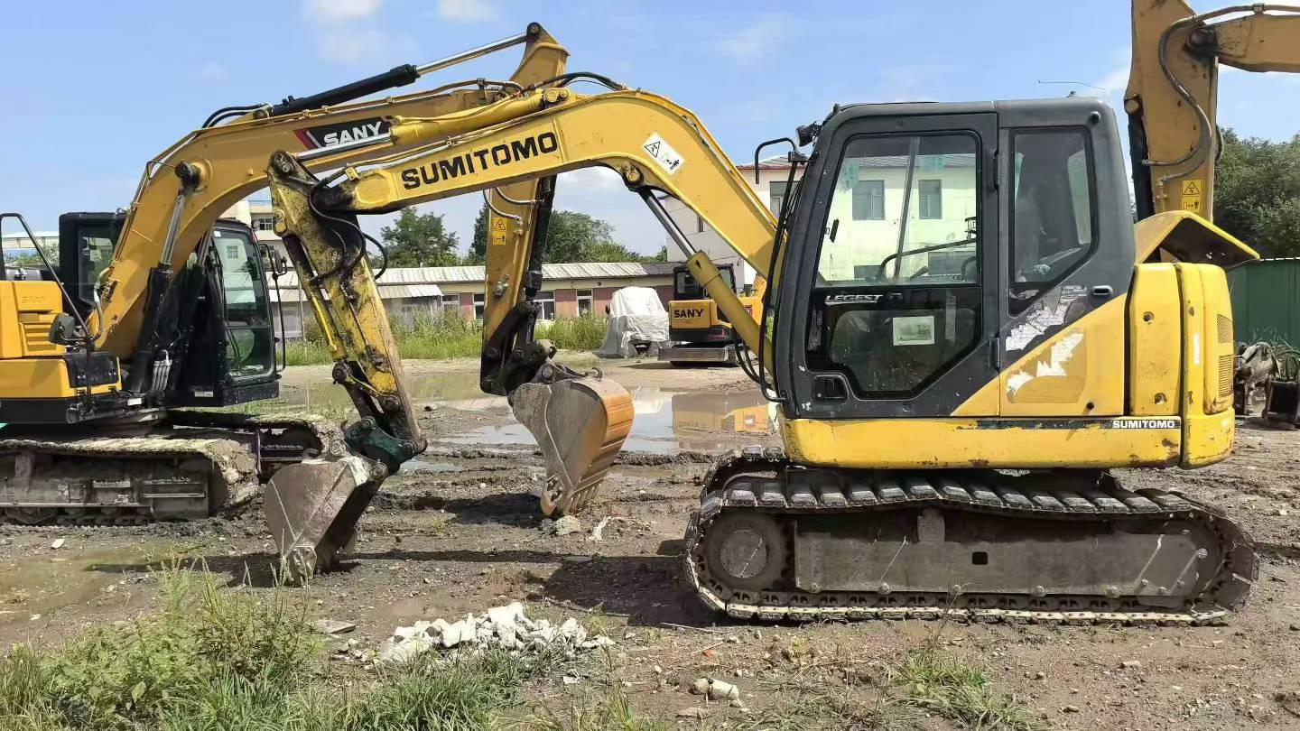 Buy Sumitomo SH80-6 Used Excavator / 2
