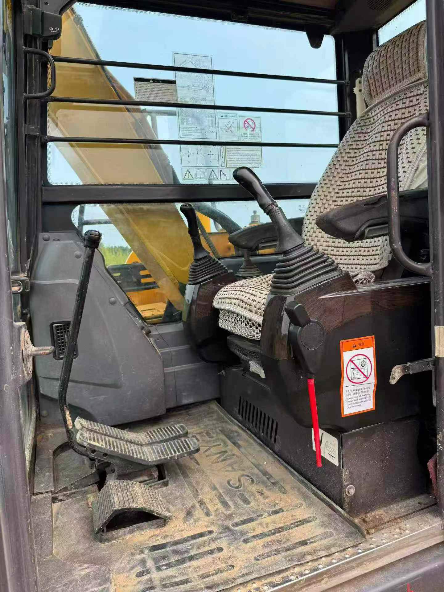 Buy Sany SY65C Used Excavator / 8
