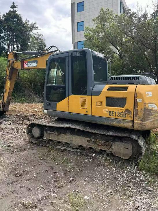 Buy XCMG XE215 Used Excavator / 1
