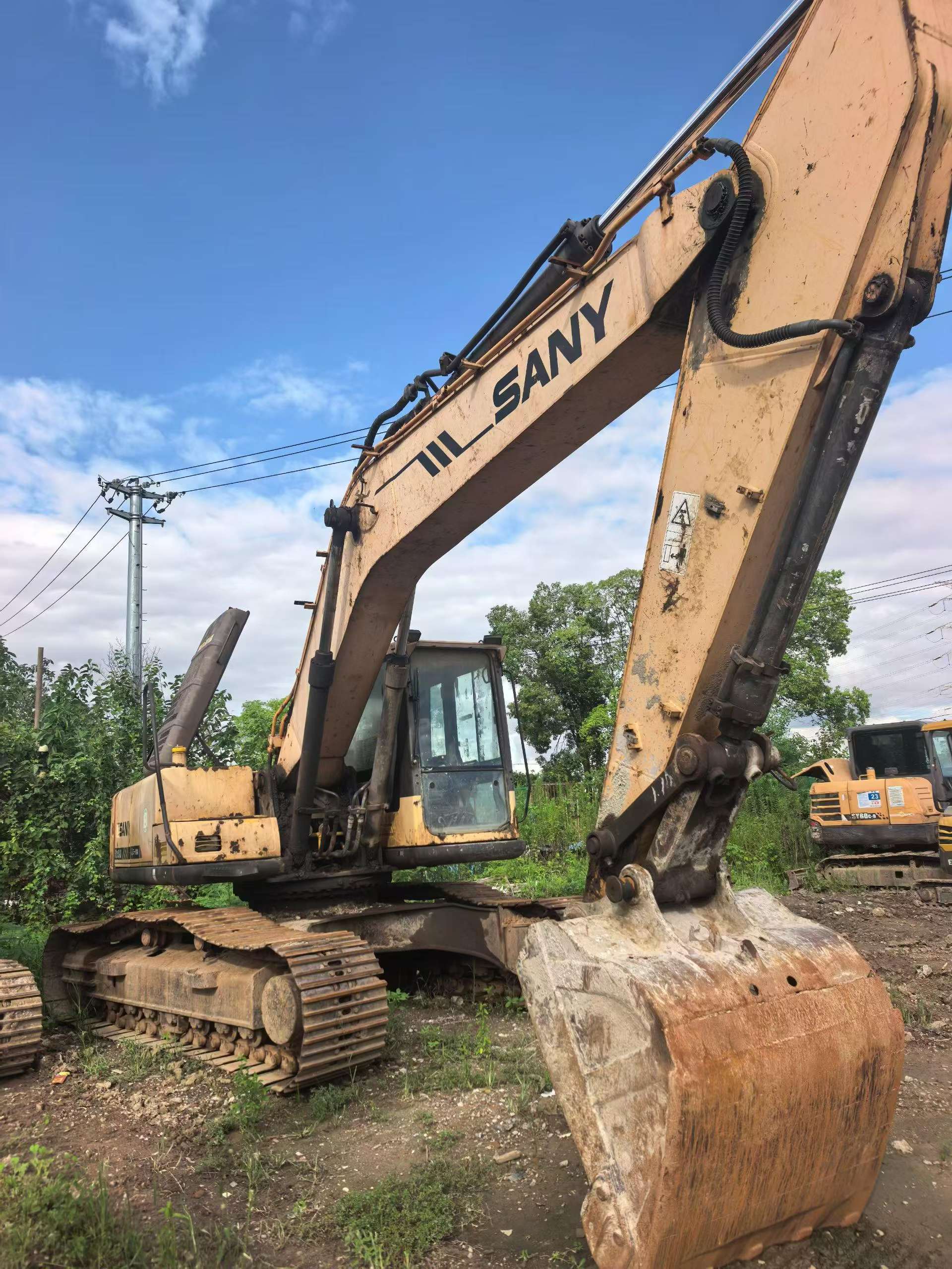 Buy Sany SY215C Used Excavator / 6