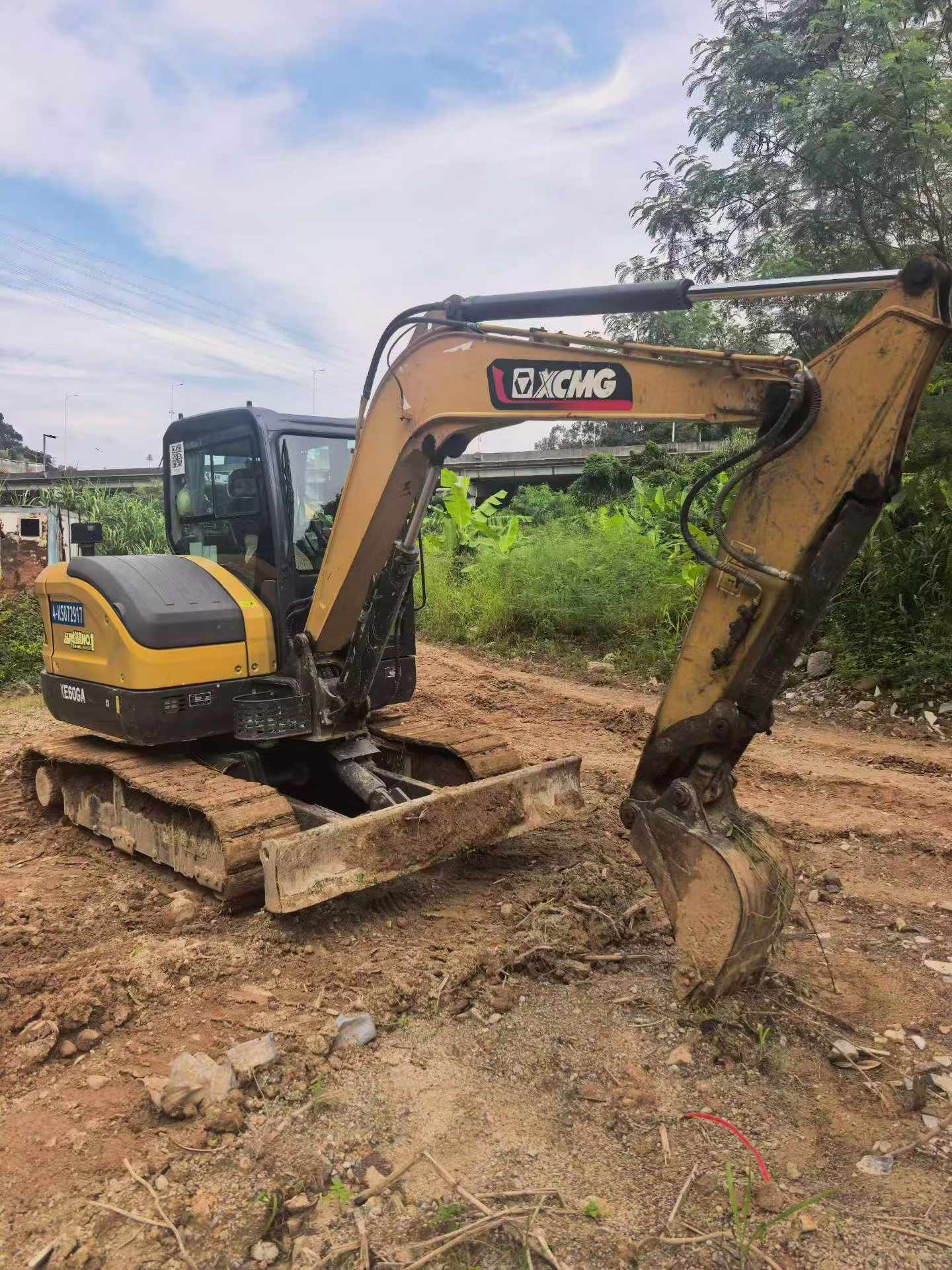 Buy XCMG XE60 Used Excavator / 3