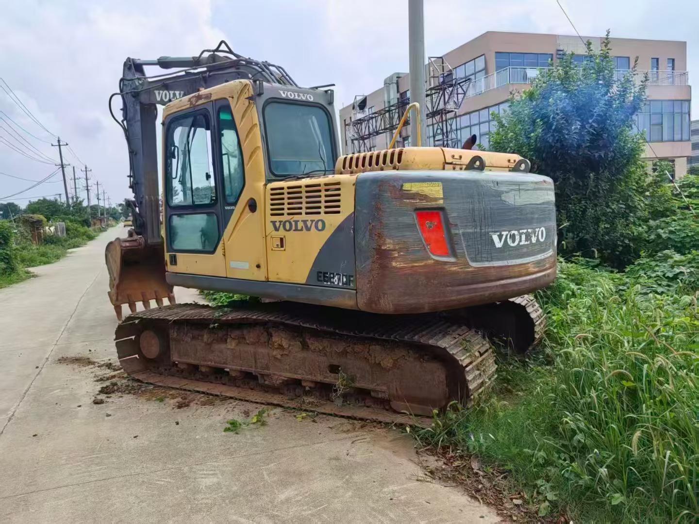 Buy Volvo EC140 Used Excavator / 2