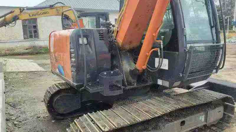 Buy Hitachi ZX70-5A Used Excavator / 4
