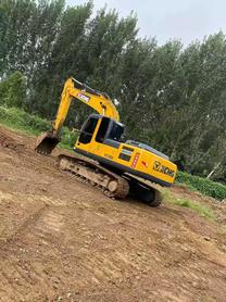 Buy XCMG XE215 Used Excavator / 2 Buy XCMG XE215 Used Excavator / 2