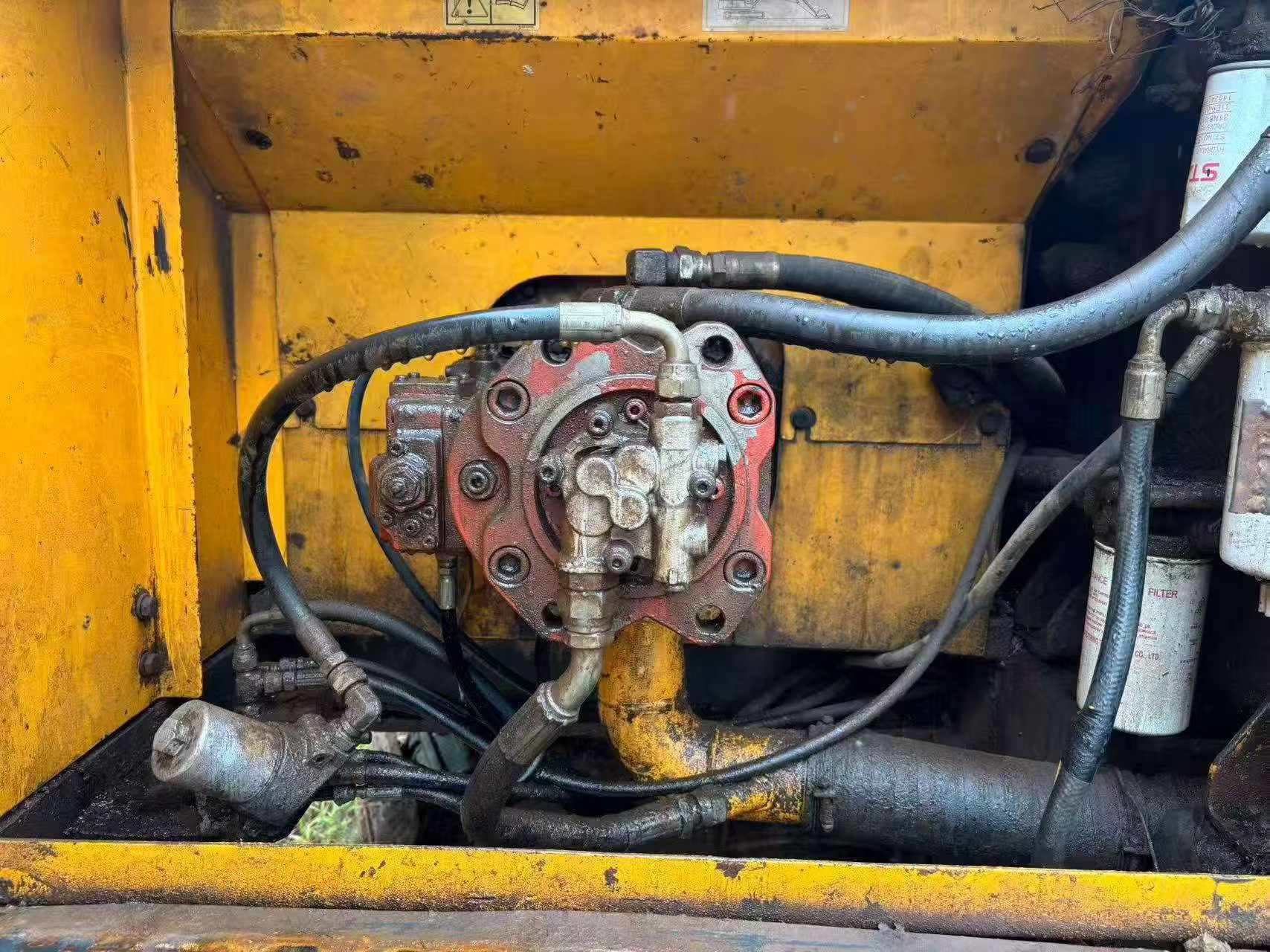 Buy Hyundai R215-7C Used Excavator / 3