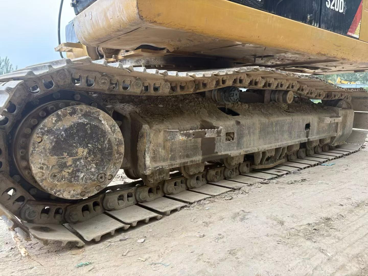 Buy Caterpillar 320D Used Excavator / 9