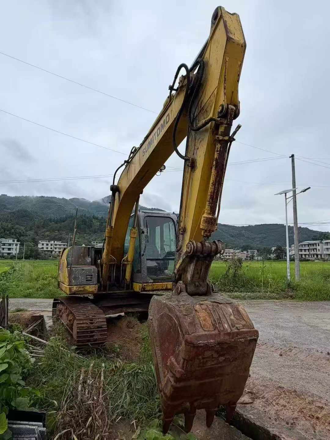 Buy Sumitomo SH130-3 Used Excavator / 4