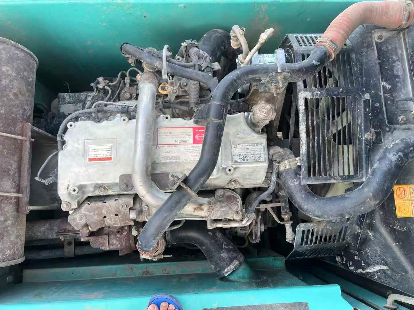 Buy Kobelco SK200-2 Used Excavator / 3