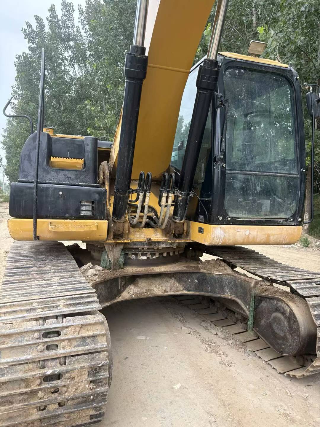 Buy Caterpillar 320D Used Excavator / 5