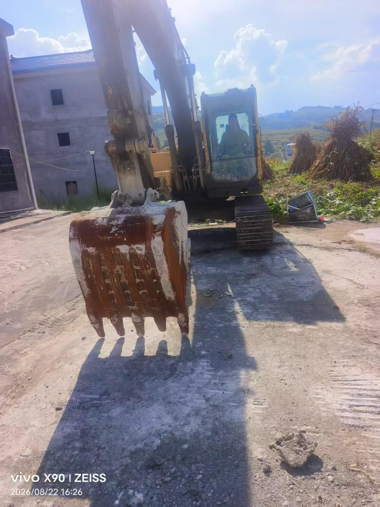 Buy Volvo EC140 Used Excavator / 2