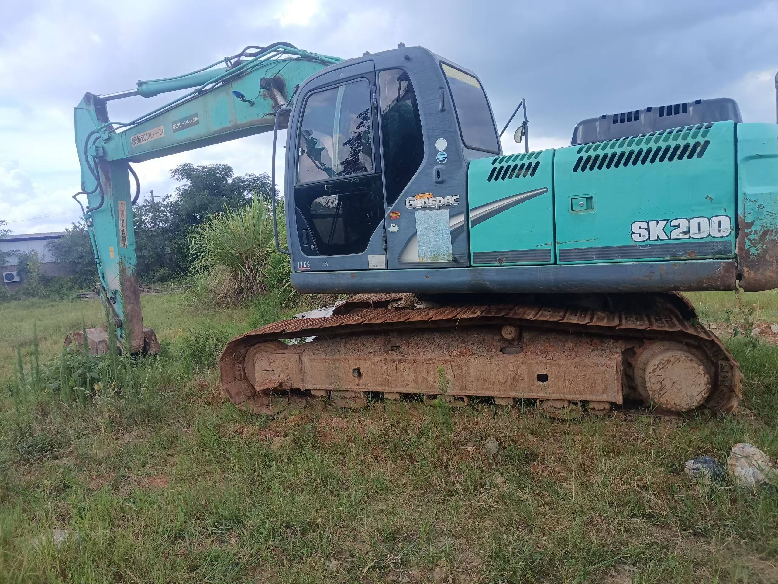 Buy Kobelco SK200-2 Used Excavator / 2