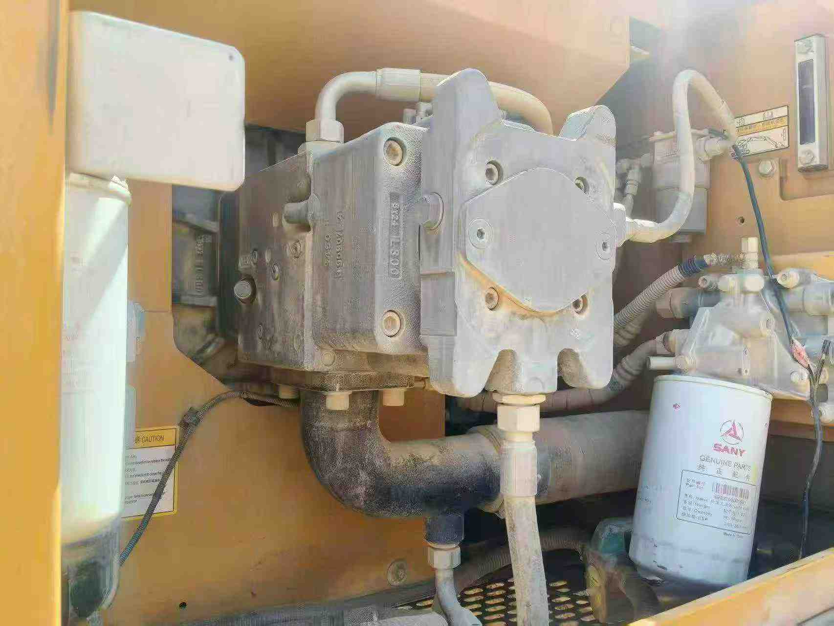 Buy Sany SY215C Used Excavator / 4