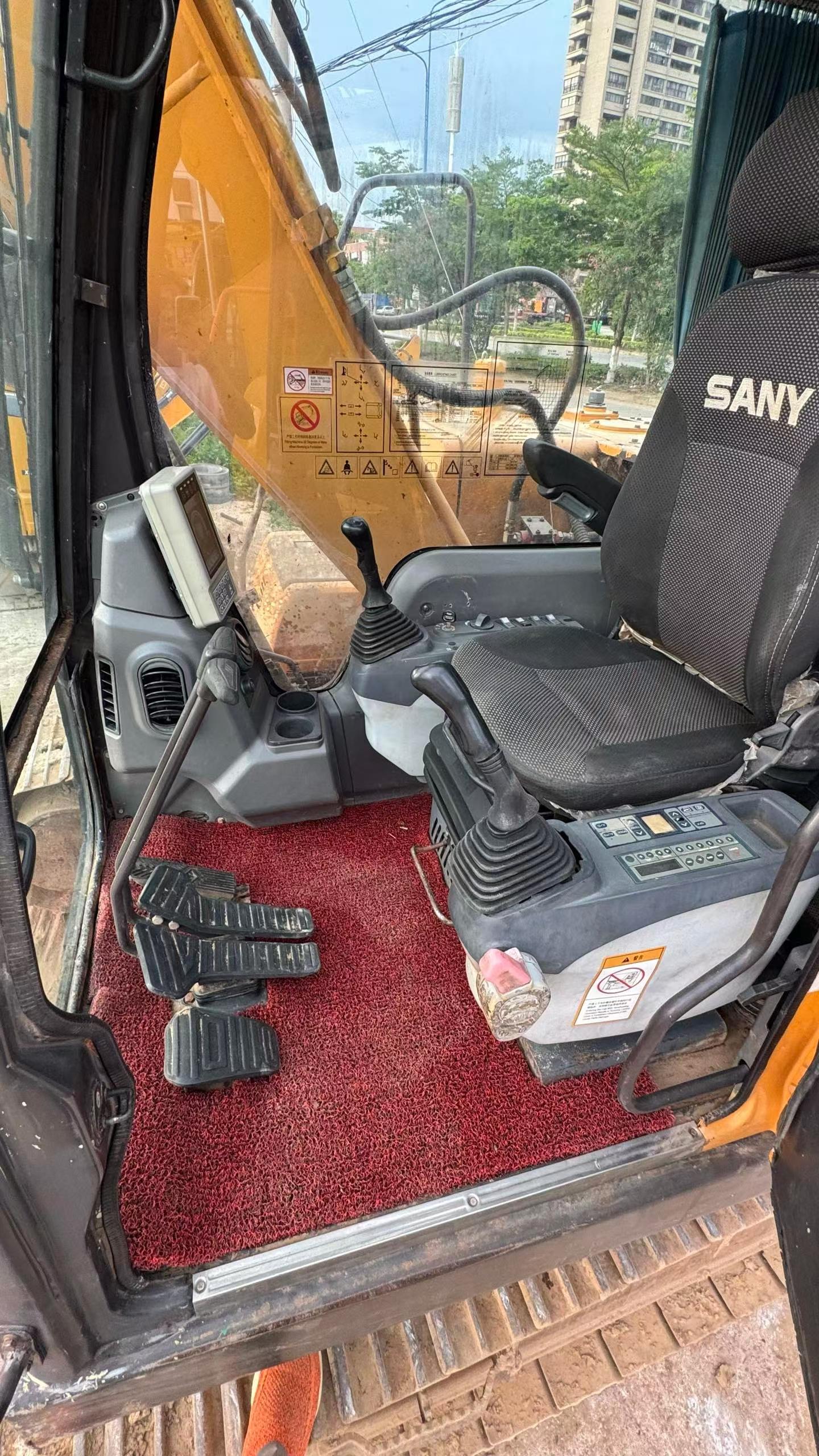 Buy Sany SY135-8S Used Excavator / 9