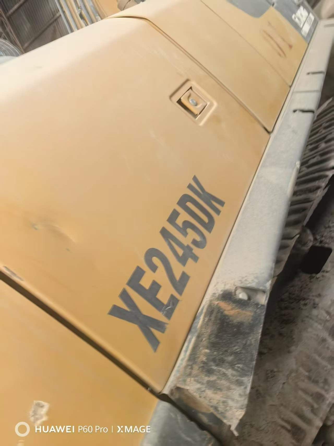 Buy XCMG XE245D Used Excavator / 3