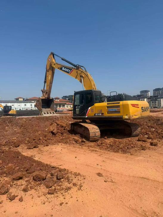 Buy Sany SY245H Used Excavator / 1