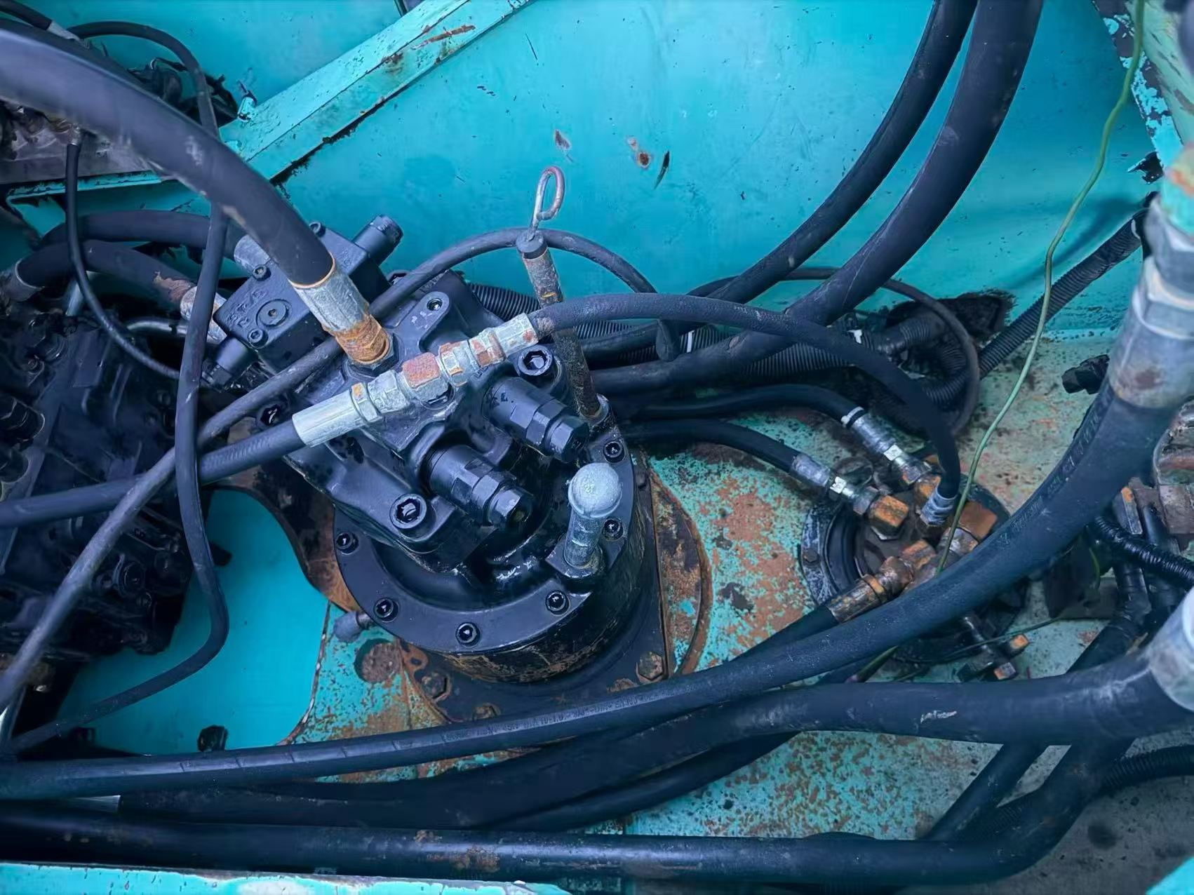 Buy Kobelco SK2008 Used Excavator / 8