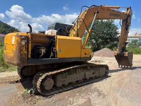 Buy Hyundai R215-7C Used Excavator / 9 Buy Hyundai R215-7C Used Excavator / 9