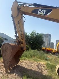 Buy Caterpillar 323 Used Excavator / 3 Buy Caterpillar 323 Used Excavator / 3