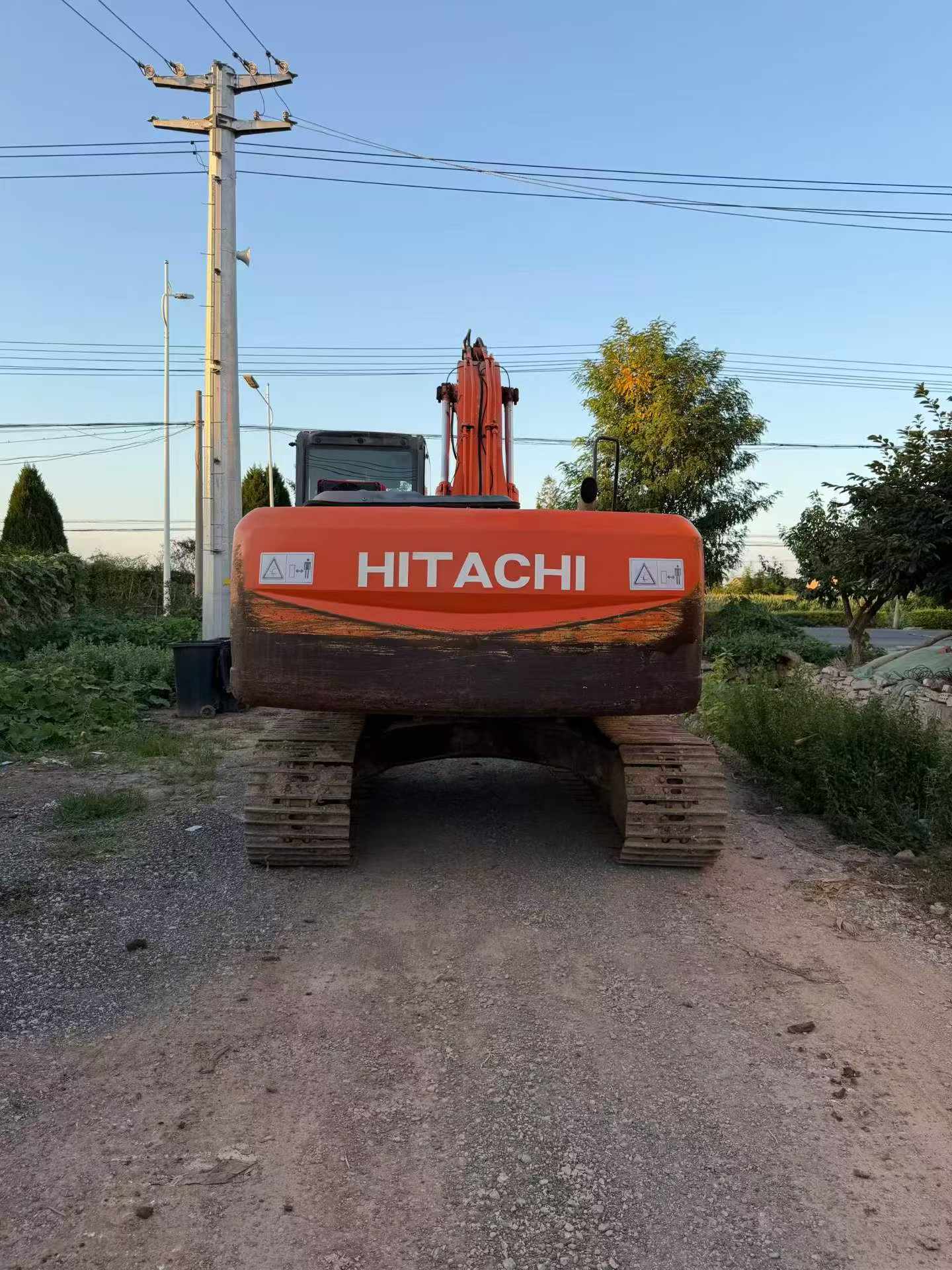 Buy Hitachi EX200-3 Used Excavator / 9