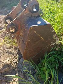 Buy Hitachi EX200 Used Excavator / 5 Buy Hitachi EX200 Used Excavator / 5
