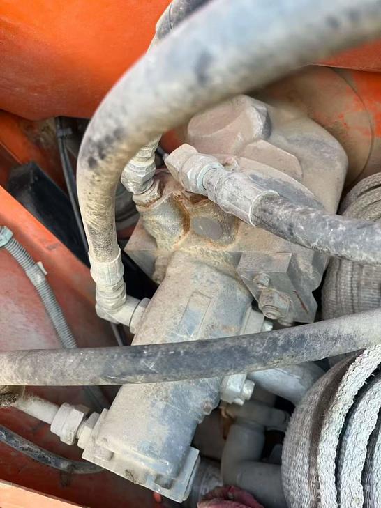 Buy Hitachi ZX60 Used Excavator / 1