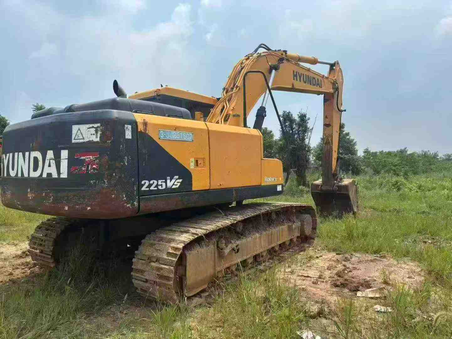 Buy Hyundai R215-7 Used Excavator / 7