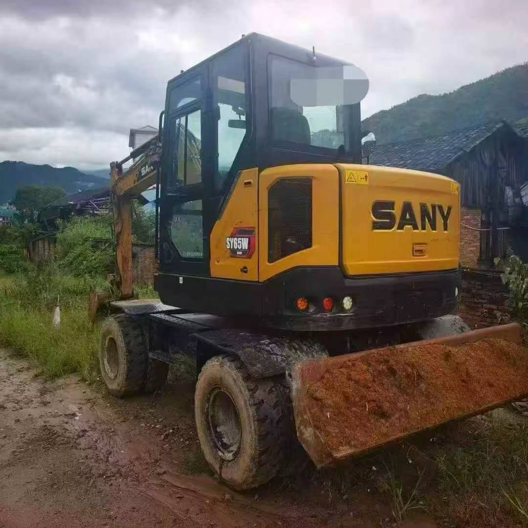 Buy Sany SY65C Used Excavator / 3
