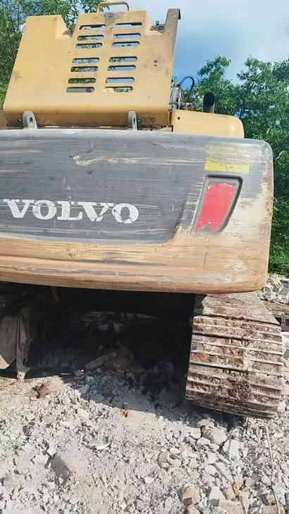 Buy Volvo EC140 Used Excavator / 1