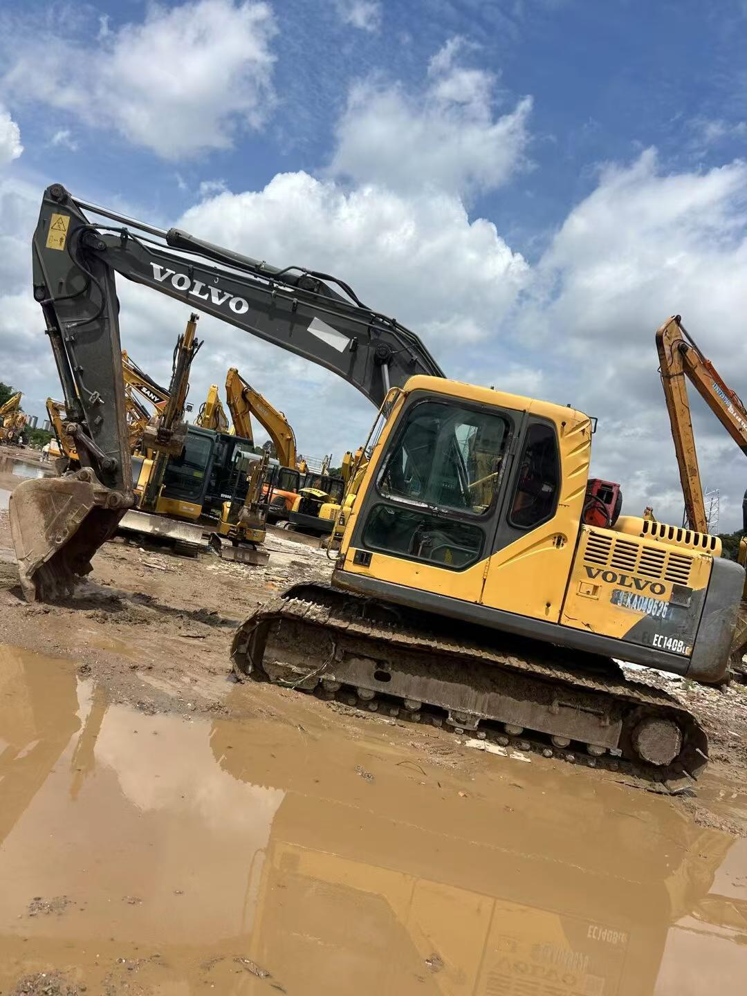 Buy Volvo EC140 Used Excavator / 2