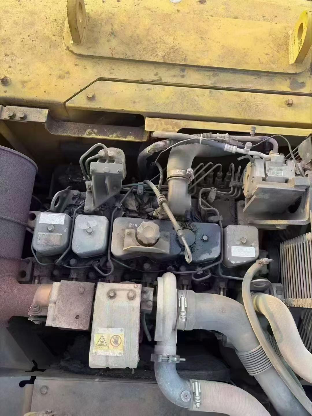 Buy Komatsu PC200-7 Used Excavator / 2