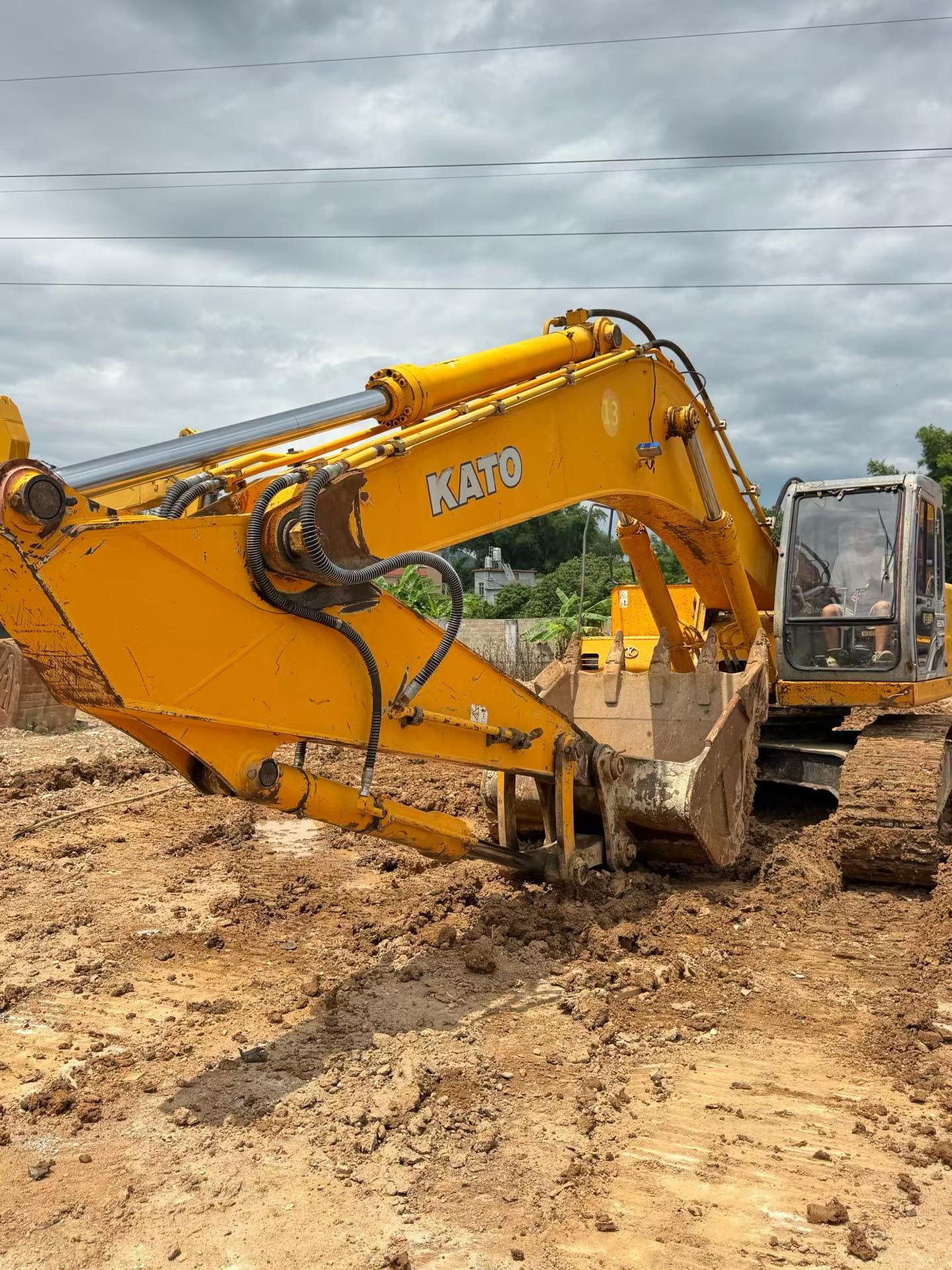 Buy Kato HD1430R Used Excavator / 3